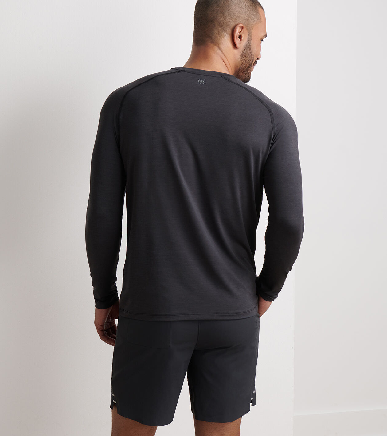Aurora Performance Long-Sleeve T-Shirt 3 Aurora Performance Long-Sleeve T-Shirt